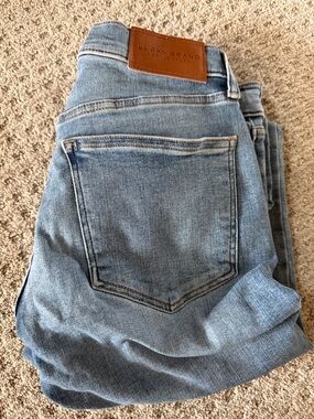 Lucky Brand Blue Light Wash Denim Jeans with Leather Patch